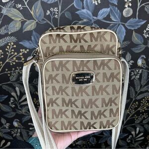 Michael Kors Crossbody Purse
